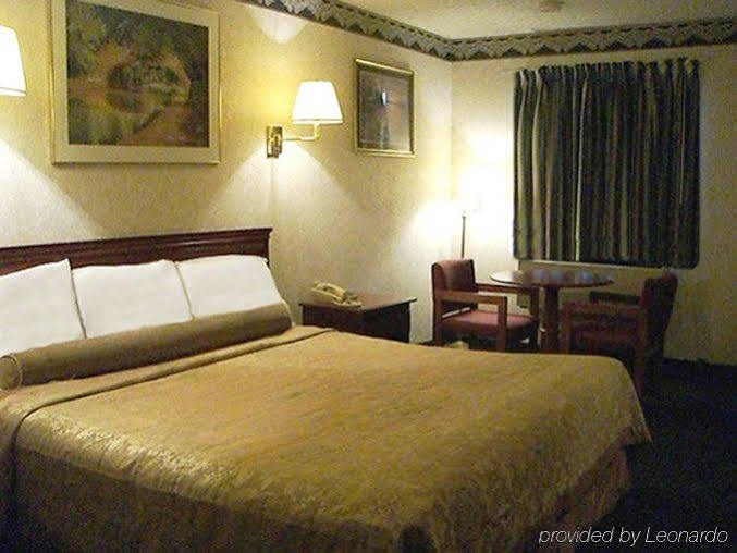 Red Carpet Inn Williamstown Chambre photo